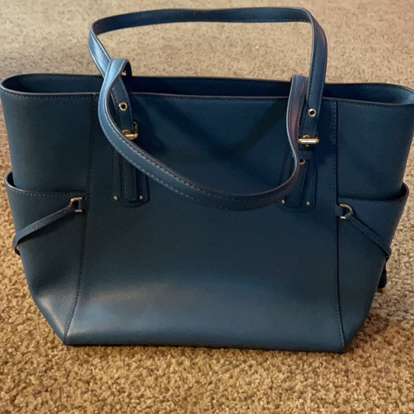 Michael Kors like new Blue bag - Picture 3 of 12